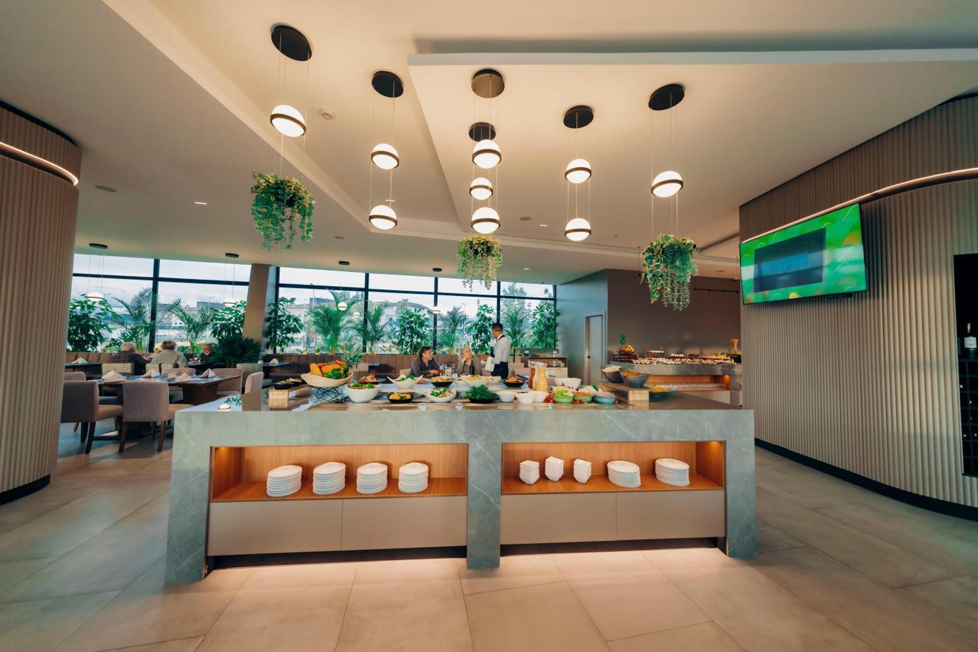 Wyndham Quito Airport Hotell Puembo Exteriör bild